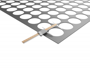 An accurate measurement of the tubesheet hole will ensure that the snap band of the filter will have a tight fit